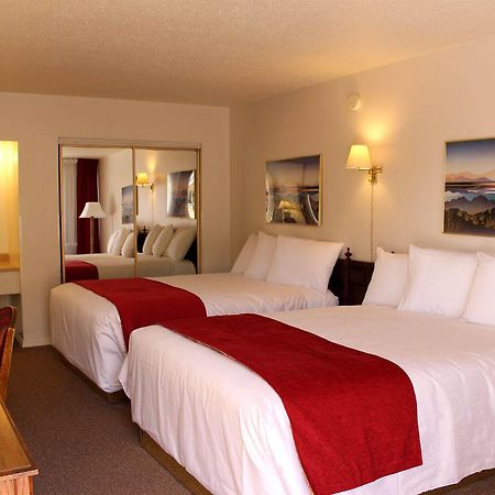 Sovana Inn Medford Extérieur photo